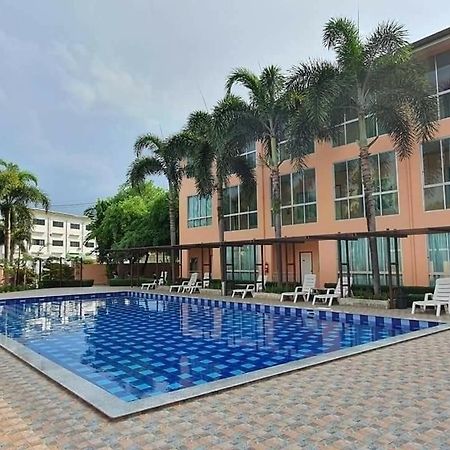 The Victory Hotel Ban Muang Daeng المظهر الخارجي الصورة