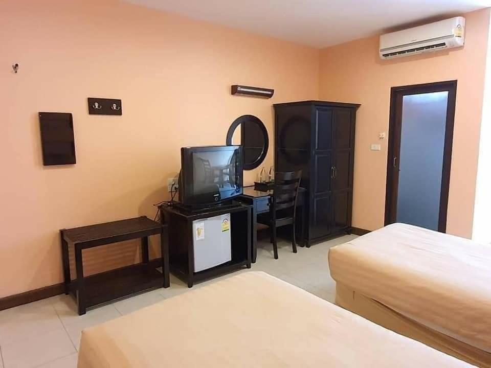The Victory Hotel Ban Muang Daeng المظهر الخارجي الصورة